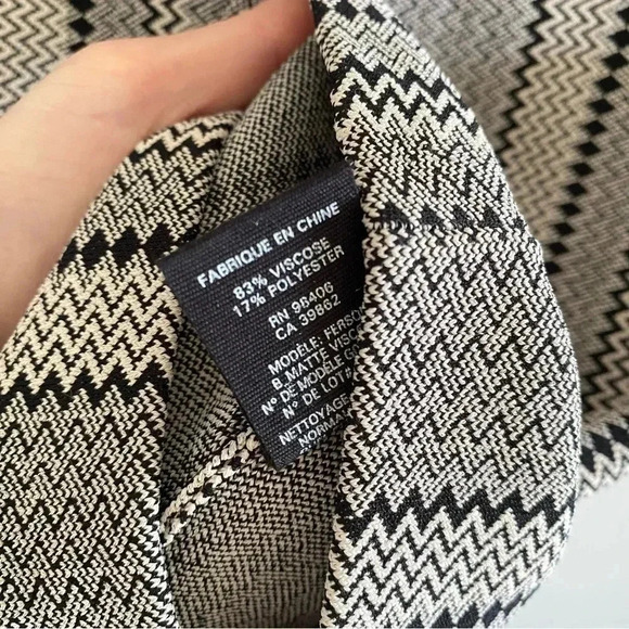 Theory Ferson B Matte Short-Sleeve Top Khaki/Black size P $265 - Picture 7 of 9